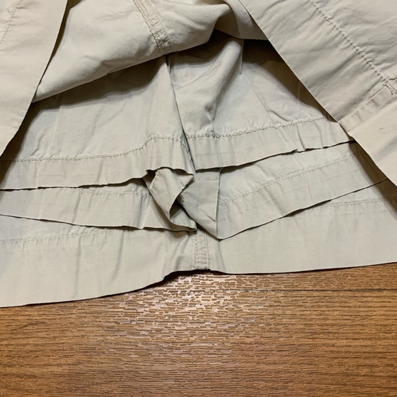 Women’s khaki skorts size medium 5 for $25 - Picture 3 of 10